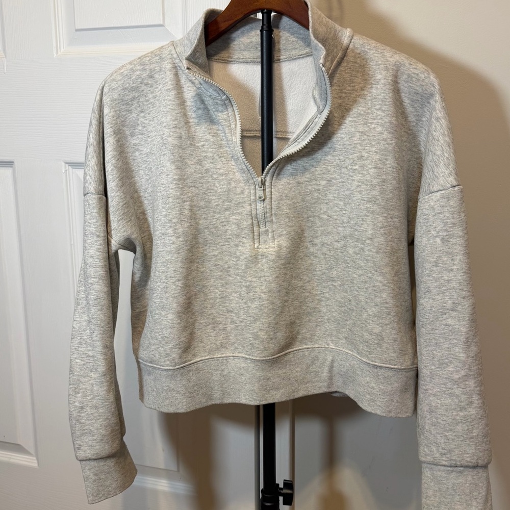 SOLD Fabletics Light Gray Cropped Quarter-Zip Sweatshirt, M